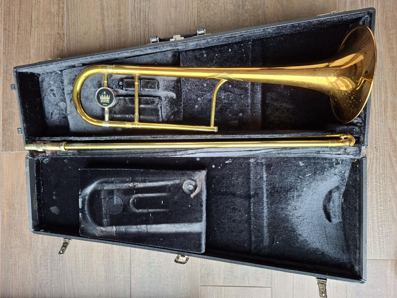 King 2104 schuiftrombone
