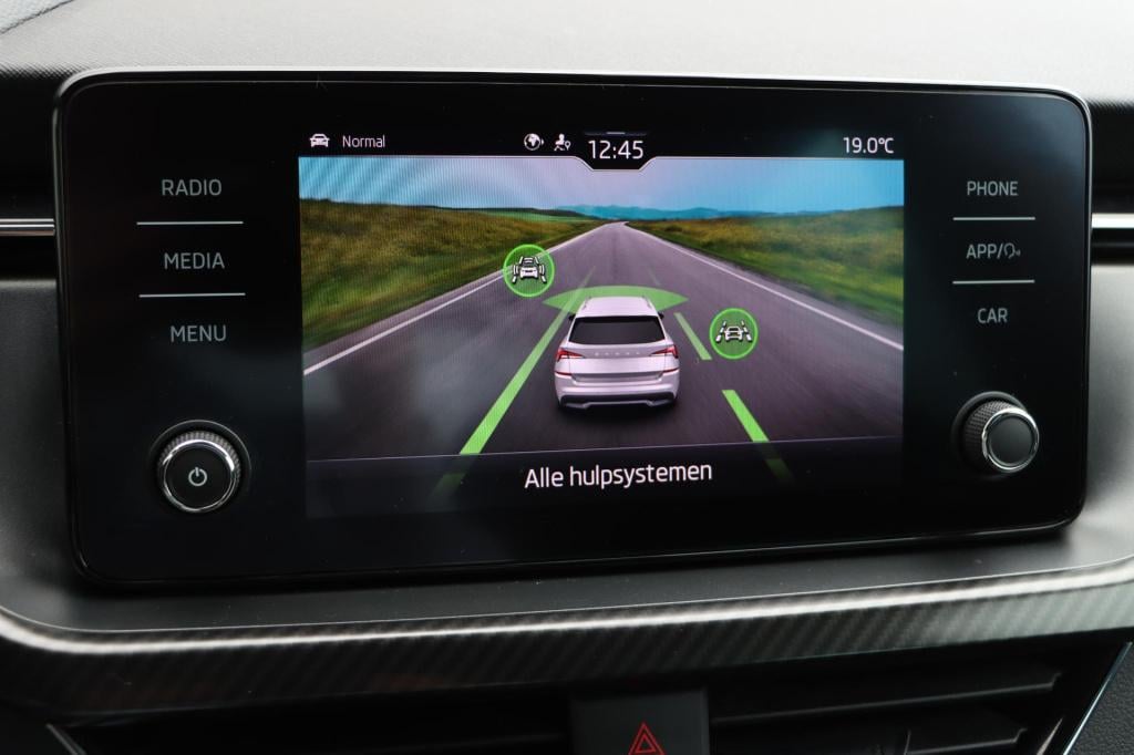Skoda Kamiq 1.0 tsi monte carlo 110pk dsg7