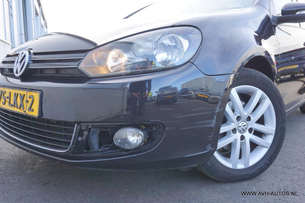 Volkswagen Golf 1.6 tdi highline bluemotion