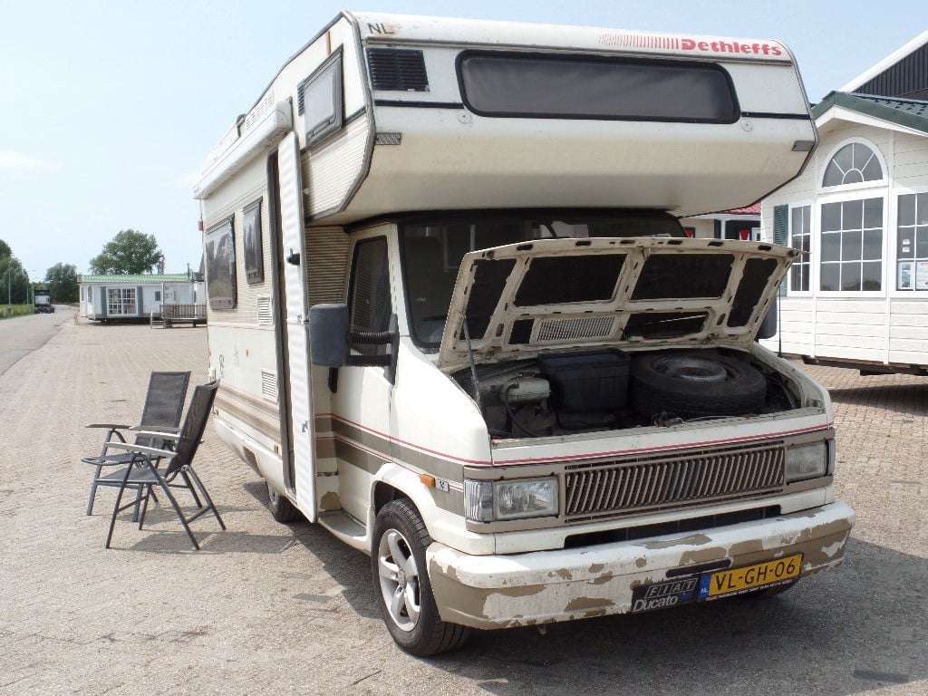 Dethleffs alkoof camper voor 5 personen