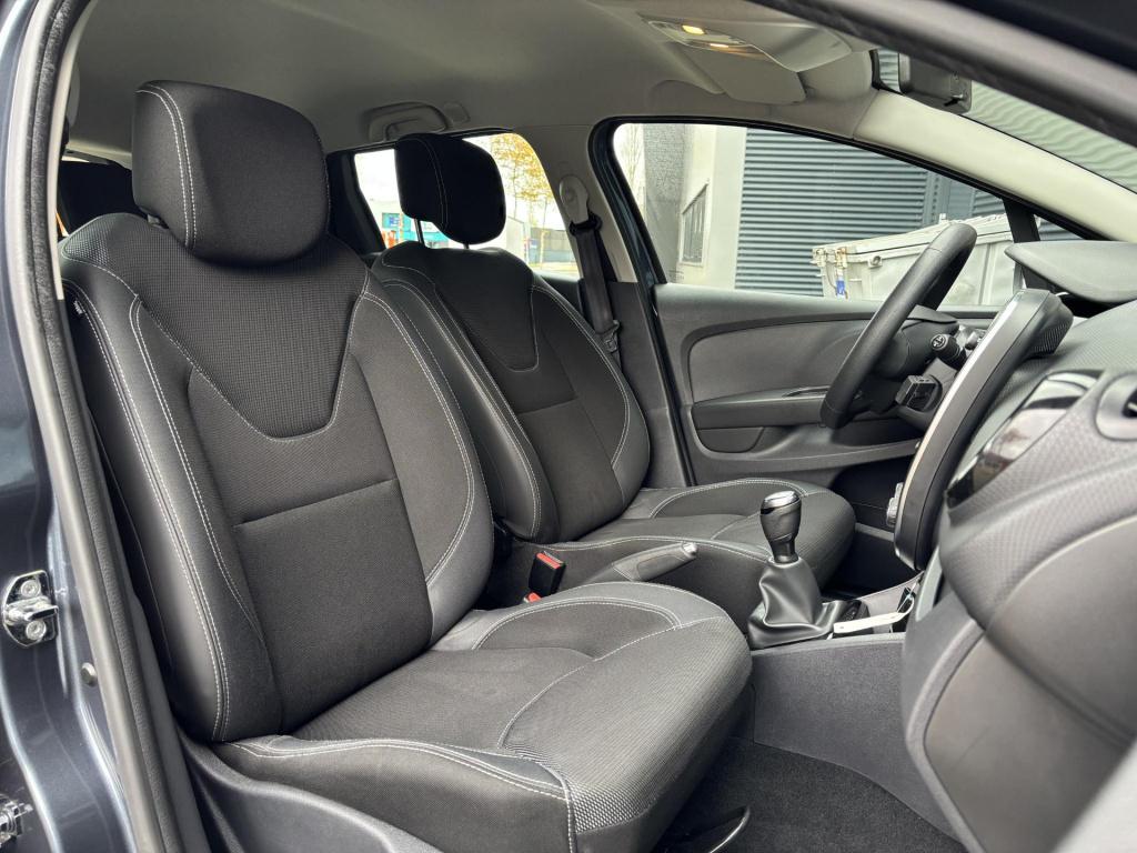 Renault Clio estate 0.9 tce zen | trekhaak | navigatie | cruise control | a