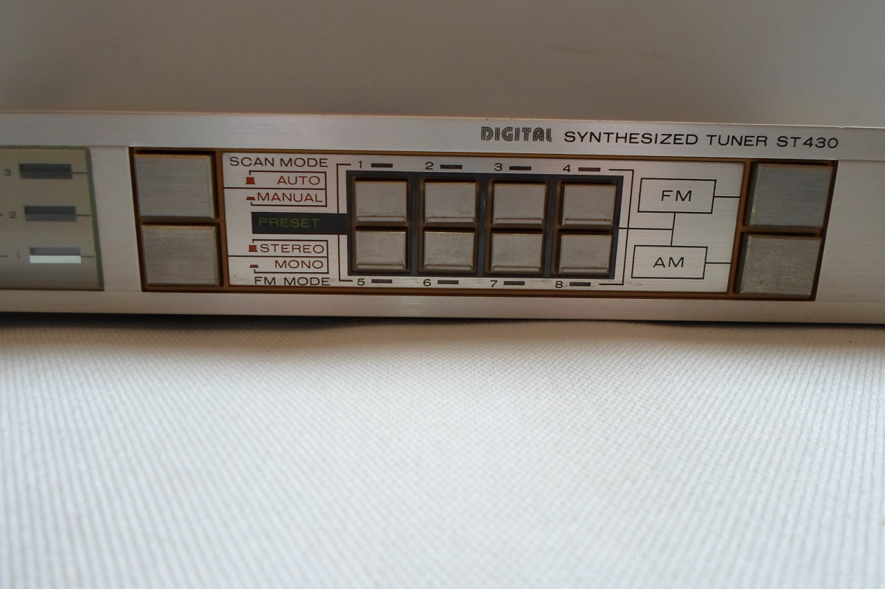 Marantz Tuner ST430