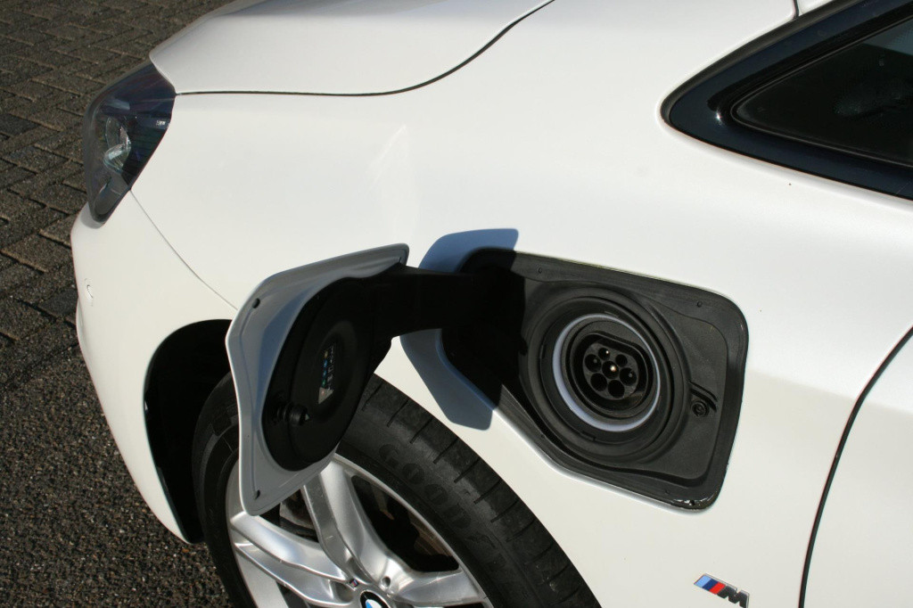 BMW 2-serie active tourer 225xe m-performance high executive
