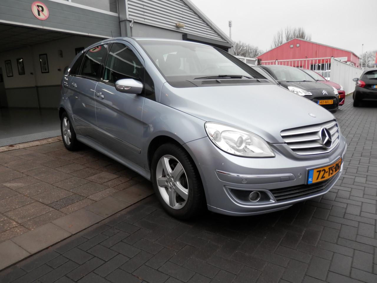 Auto Garant Biedt Aan: Mercedes-Benz 100 B 200 TURBO Automaat