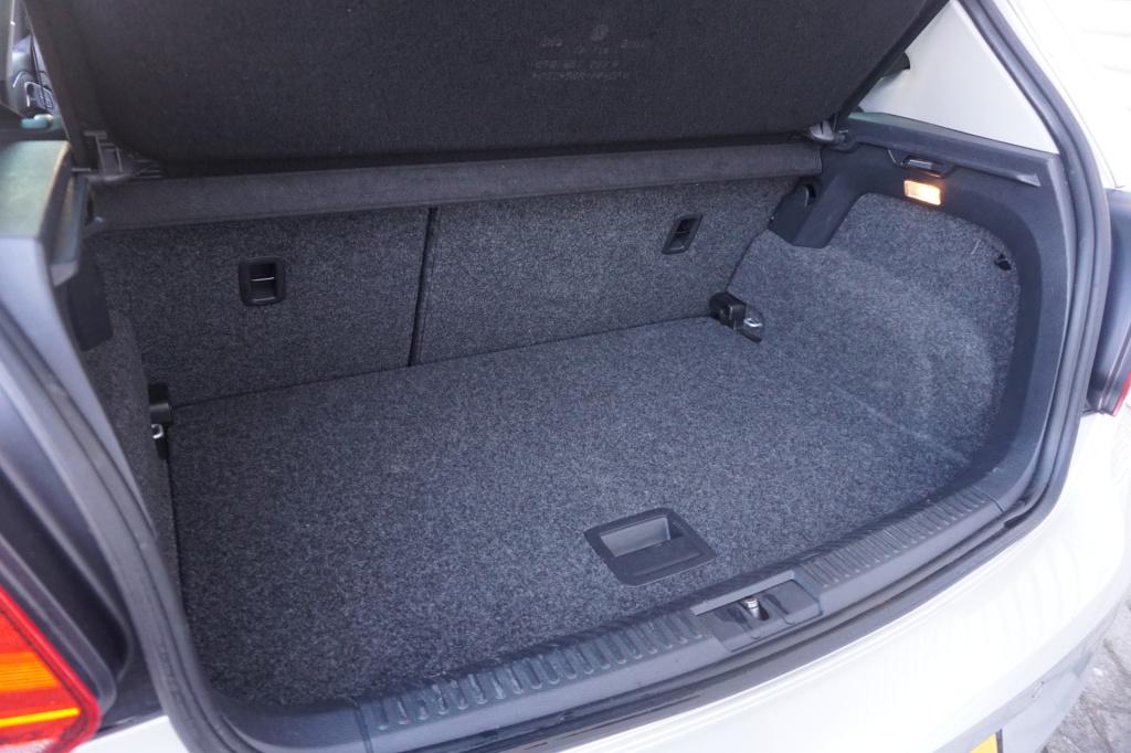 Volkswagen Polo 1.2 tsi highline climate / cruise / bt / parkeers. / elektr