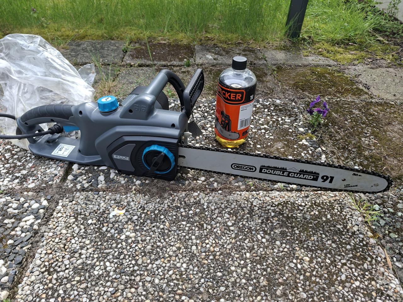 Zgan kettingzaag met 1 liter olie