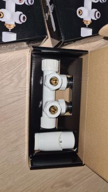 Nieuwe radiator aansluitingen haaks