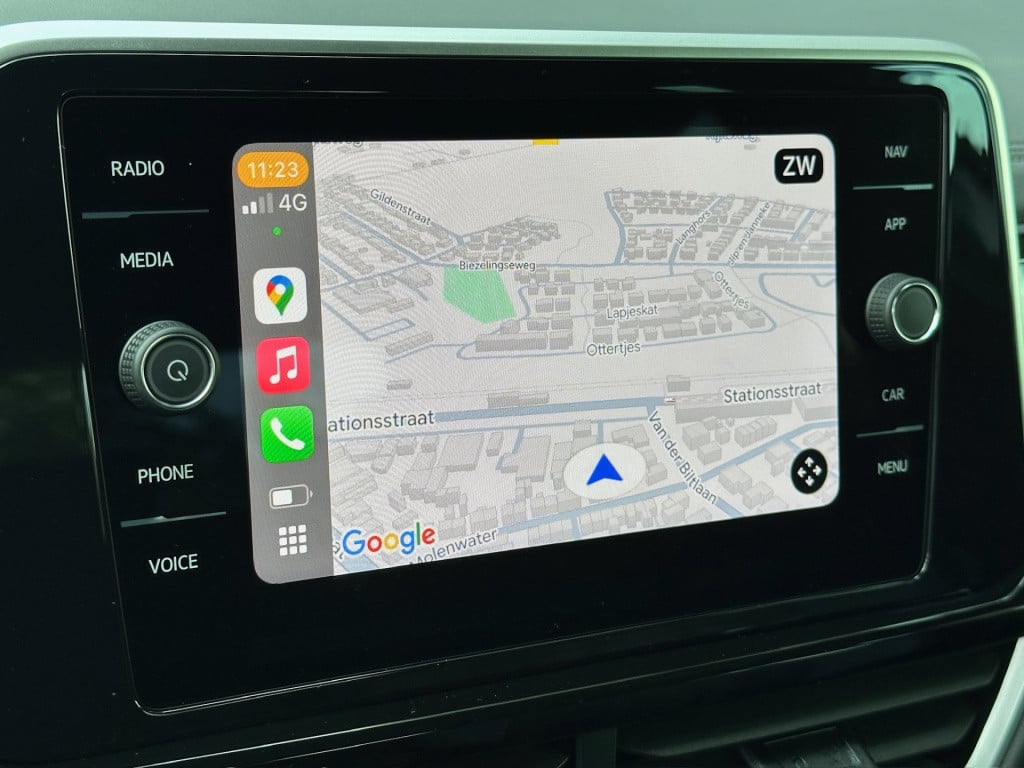 Volkswagen T-roc 1.5 tsi 150pk dsg r-line | camera | keyless | elek. achter