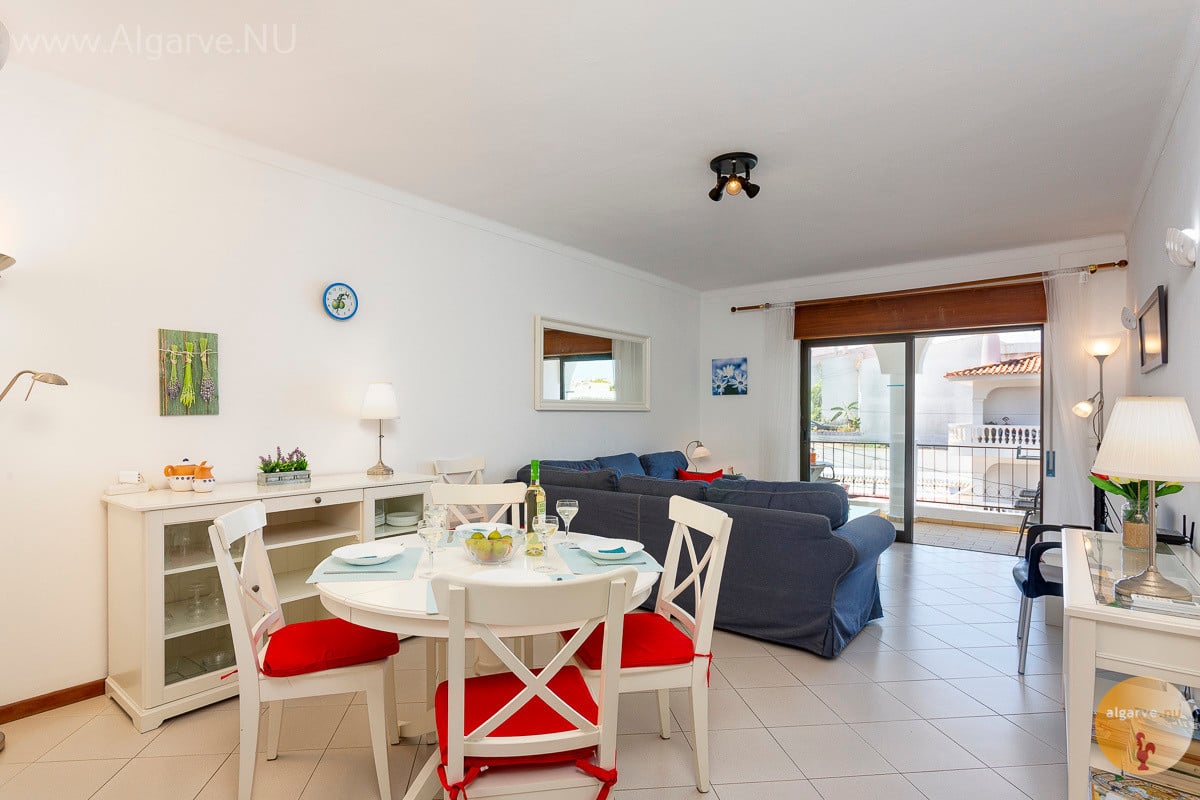 Appartement, 5 pers. in Algarve zon. 500m van strand, zwembad, gratis Wifi.