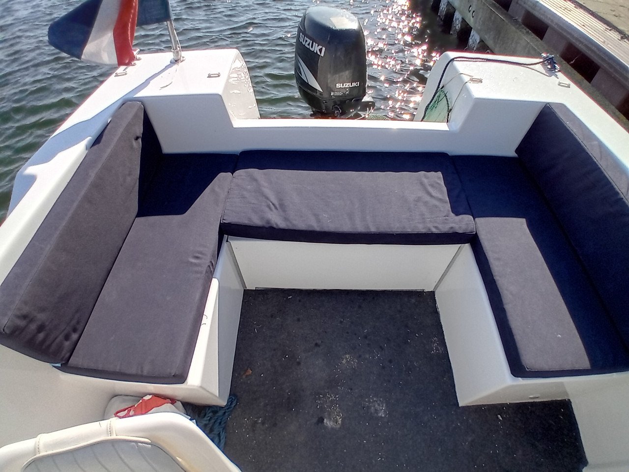Motorboot Beekman 505 + 50pk Suzuki + zeilkap + trailer