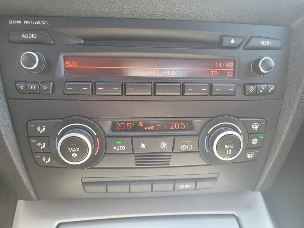 BMW 3-serie 316i business line navi.