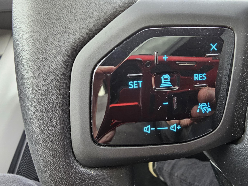 Ford Explorer extended range rwd 77 kwh