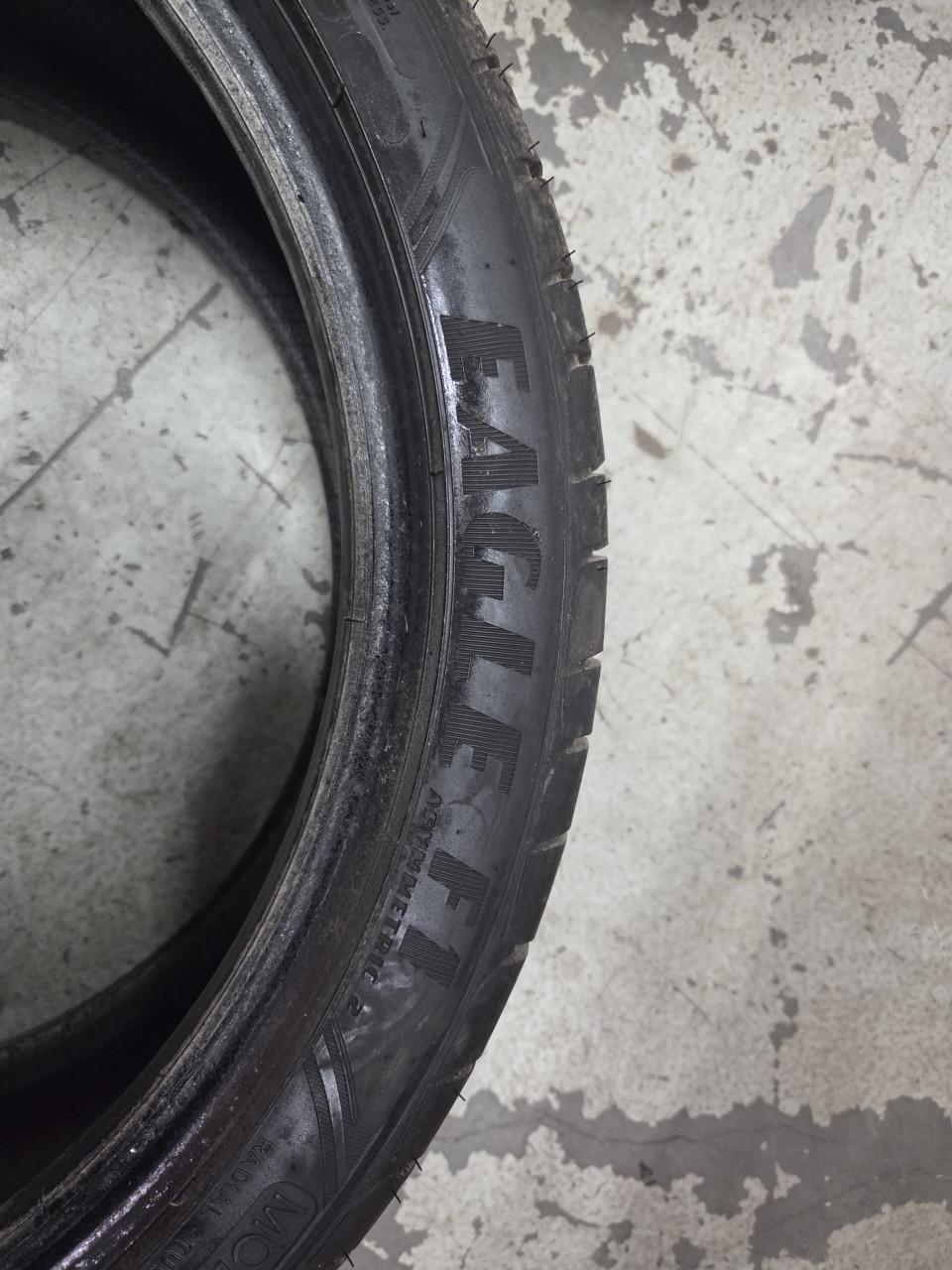 225-40-18 Goodyear Run Flat