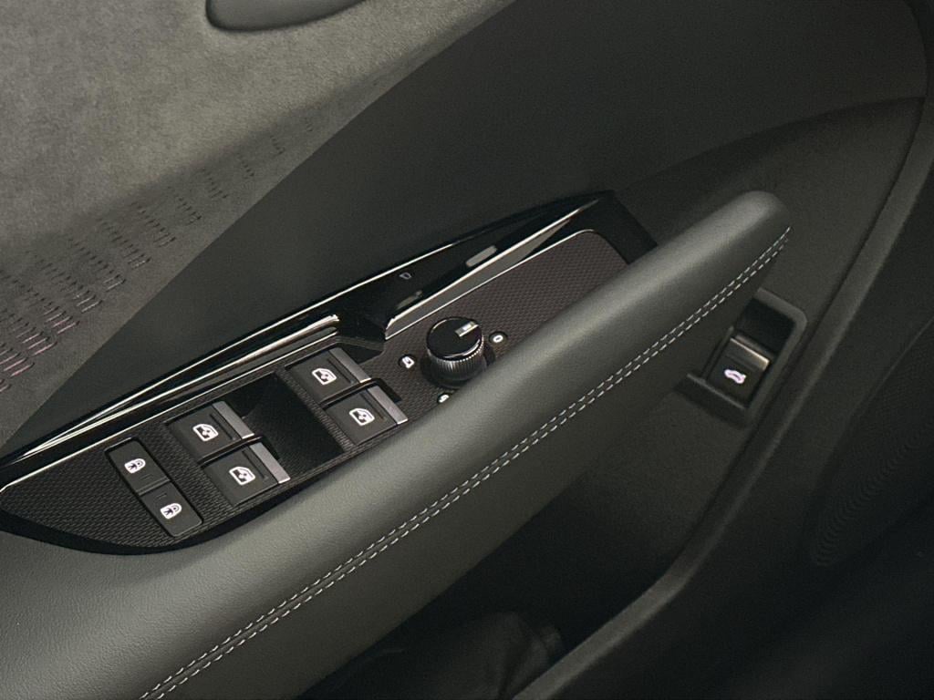 Audi Q3 s edition e-hybrid 200 kw / 272 pk hatchback 6 ver