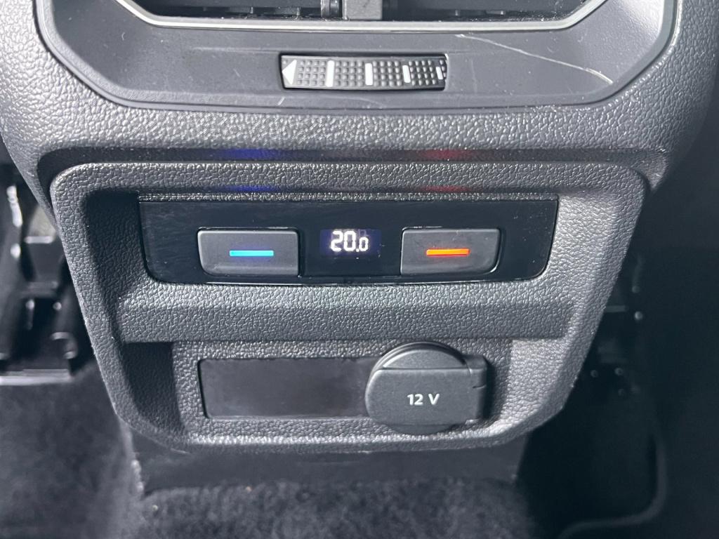 Volkswagen Tiguan 2.0 tsi 4motion r-line highline, virtual cockpit, trekhaa