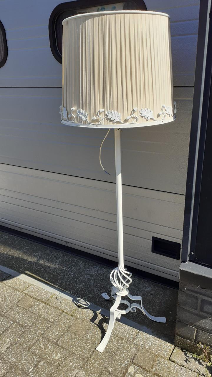 Diverse Schemerlampen
