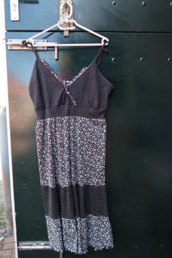 Strand jurkjes maat 42 / 44 €2,50 per stuk
