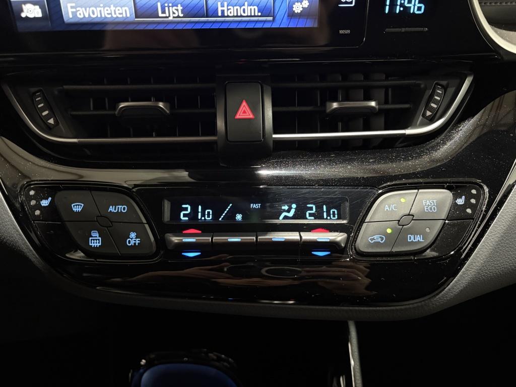 Toyota C-hr 1.8 hybrid dynamic | navi | camera | trekhaak |