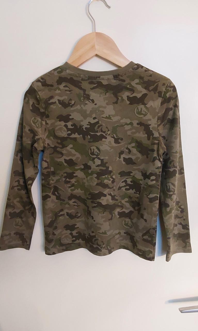 Longsleeve van het merk C&A in maat 122