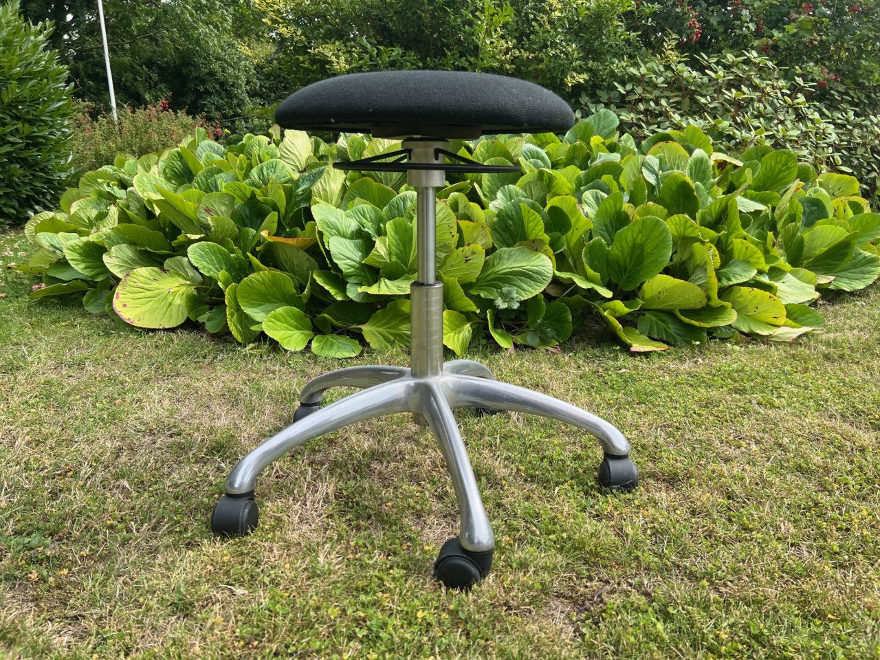 Ergonomisch krukje op wielen (Design)