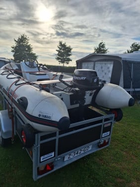 Te koop yam rubberboot