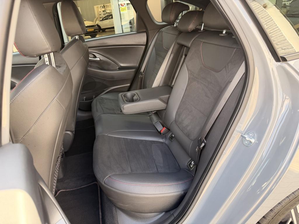 Hyundai I 30 wagon 1.5 t-gdi mhev n line automaat | navigatie | adap. cruis