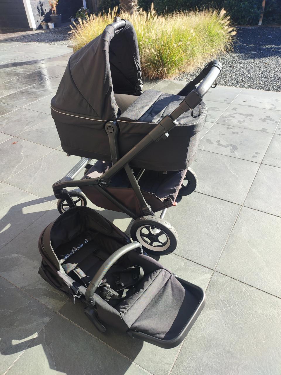 Kinder/wandelwagen zwart
