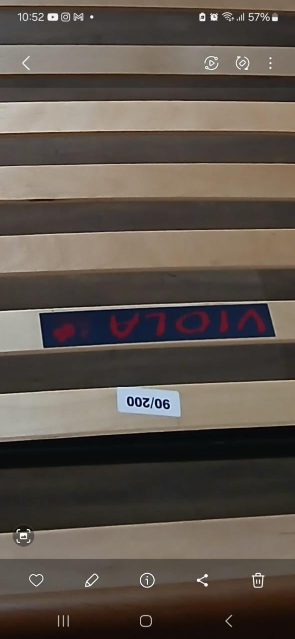 GRATIS OPHALEN Bed met nachtkastje