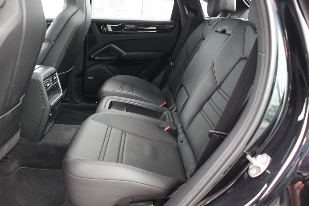 Porsche Cayenne coupé 3.0 e-hybrid | sosftclose | stoelventilatie | 360 cam