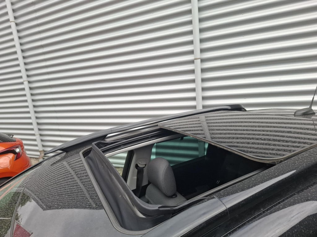 Citroen C3 Aircross suv 130 shine automaat pano/leer/trekhaak