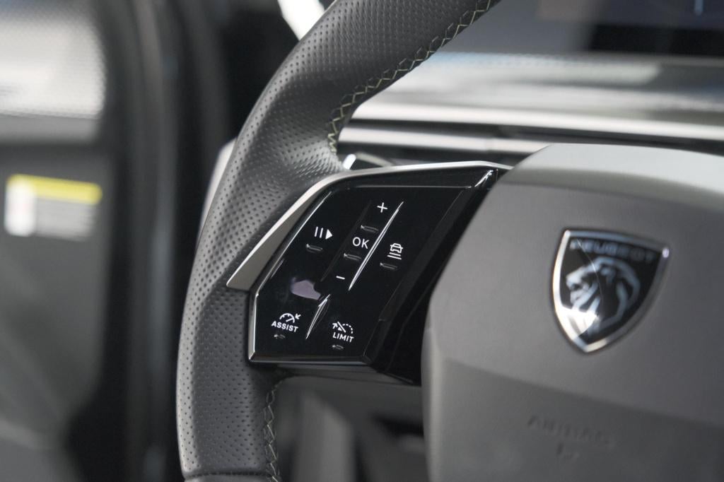 Peugeot 3008 1.2 hybrid 145 gt | trekhaak | elektrische kofferklep | camera
