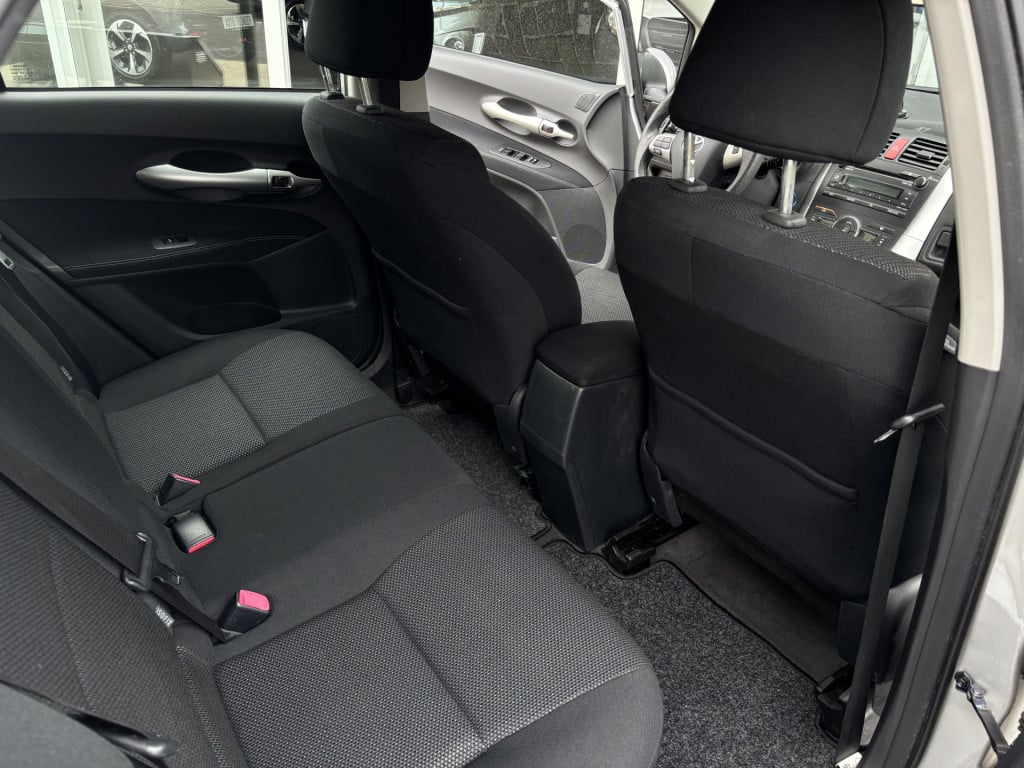 Toyota Auris automaat 1.8 full hybrid aspiration