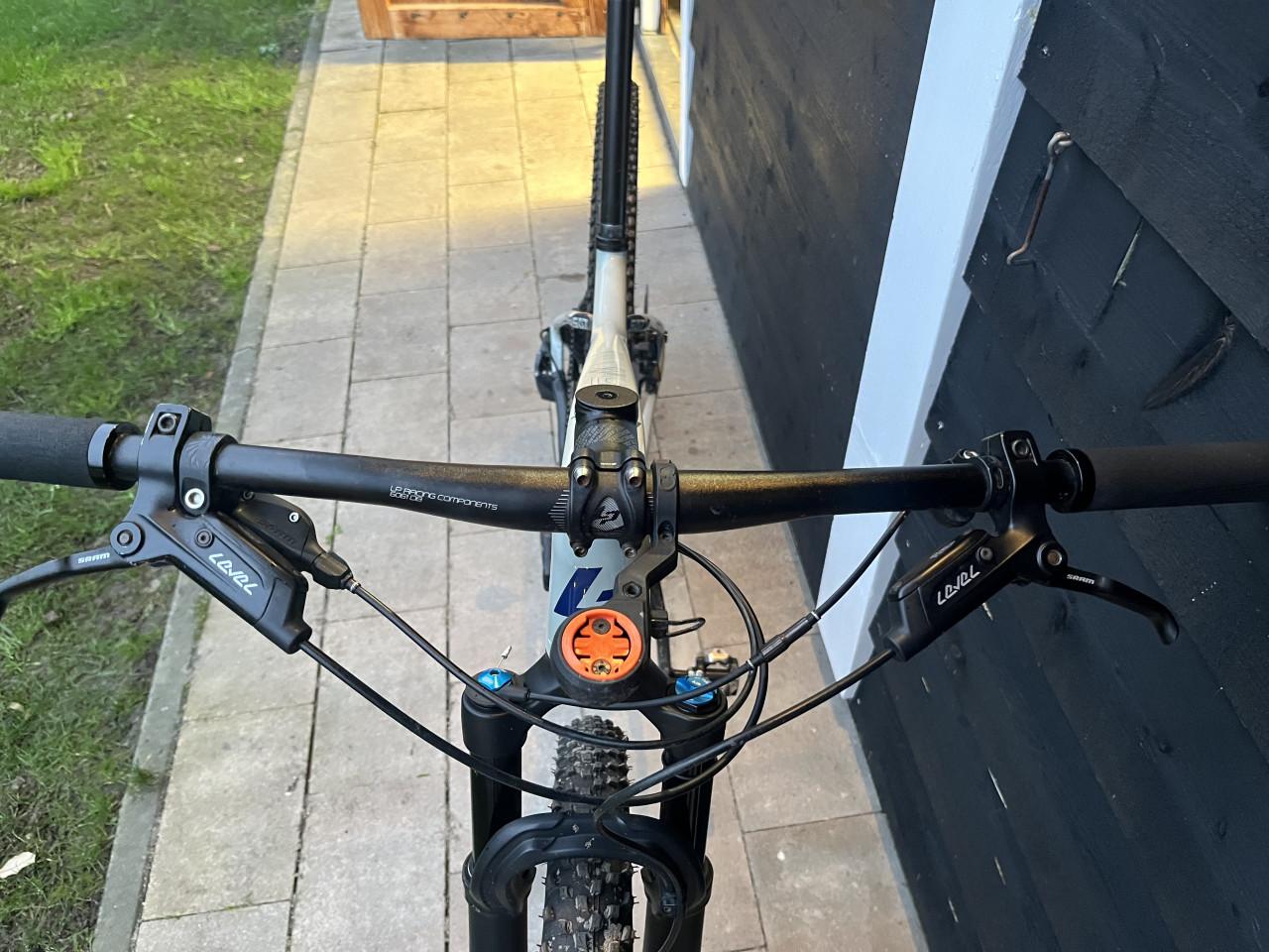 Lapierre Prorace SAT CF 7.9 mountainbike Maat M