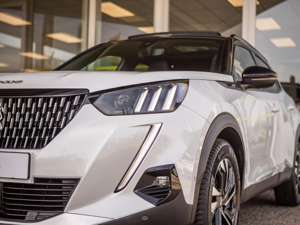 Peugeot 2008 1.2 puretech 130pk gt automaat | panoramadak | leder | elek. s