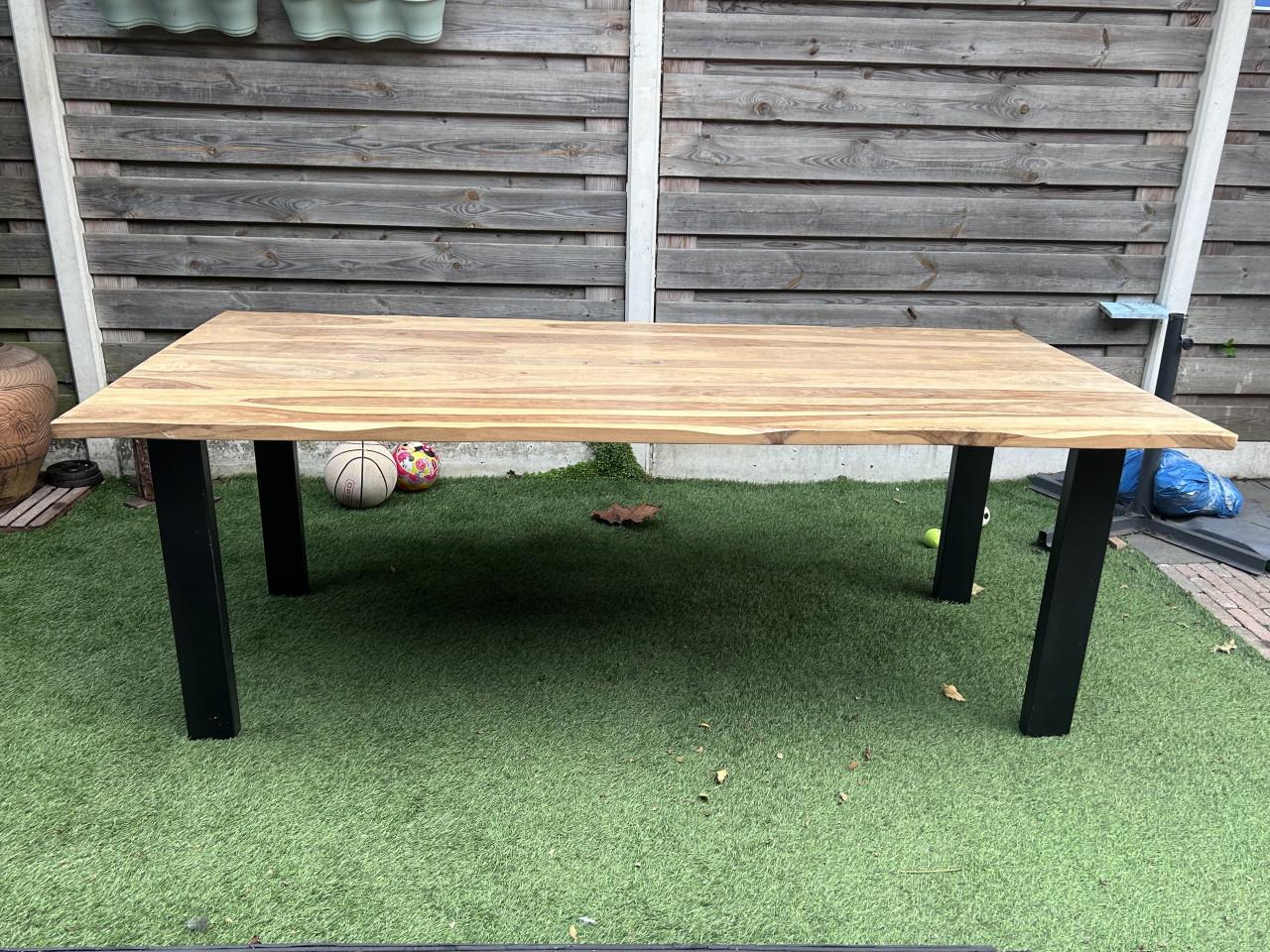 Eettafel te koop