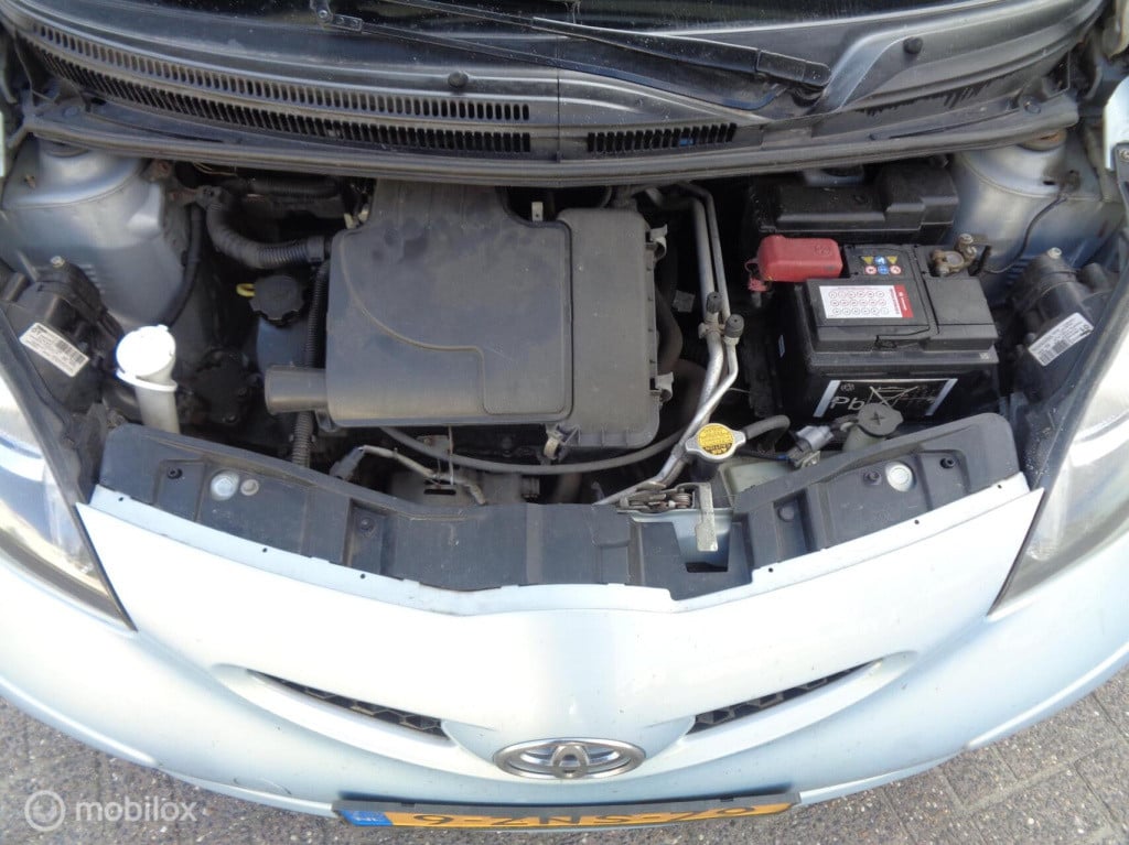 Toyota Aygo 1.0-12v + stuurbekr.lm velgen nieuwe apk mee neemprijs