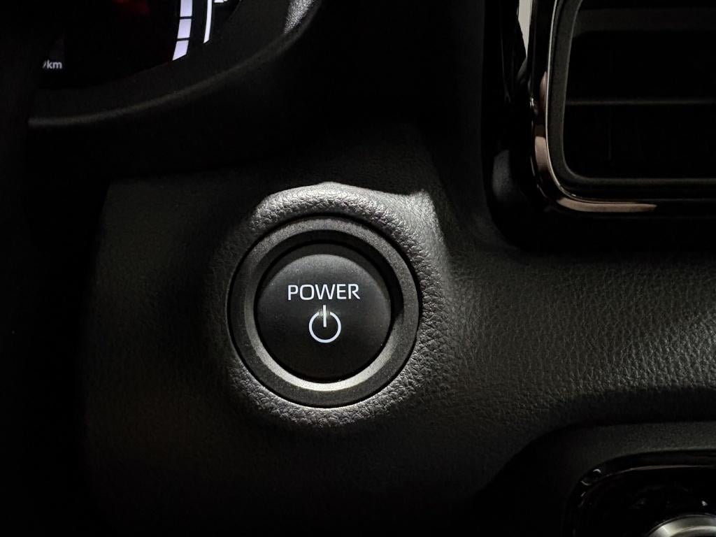 Toyota Yaris 1.5 hyb. 115 first edition | demo |