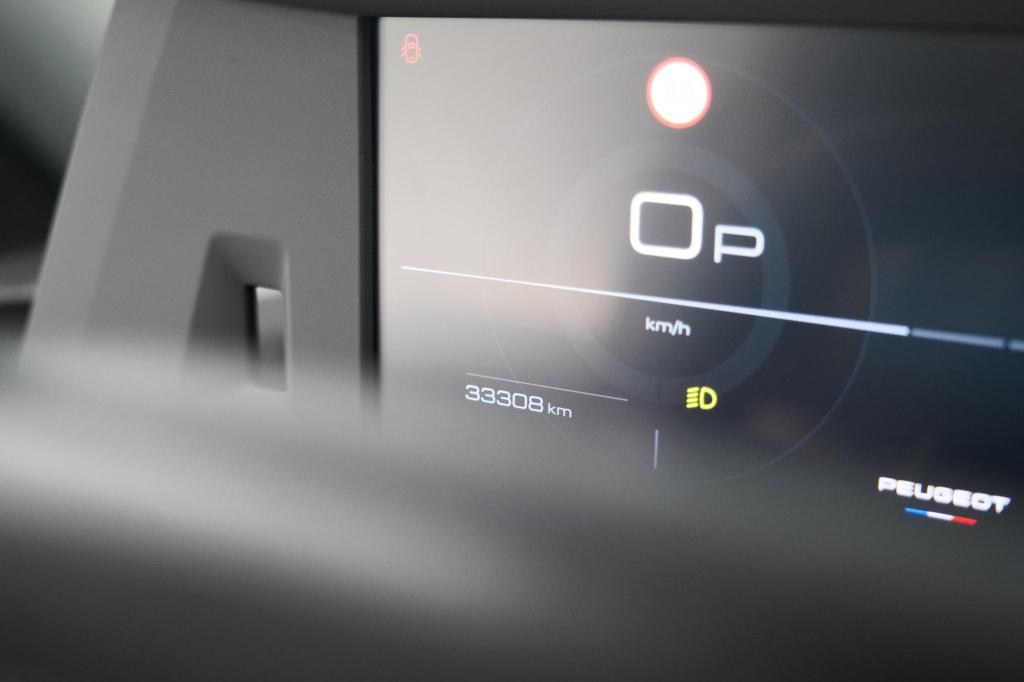 Peugeot 5008 1.2 hybrid 136 allure 7p | camera | apple carplay | airco sepa