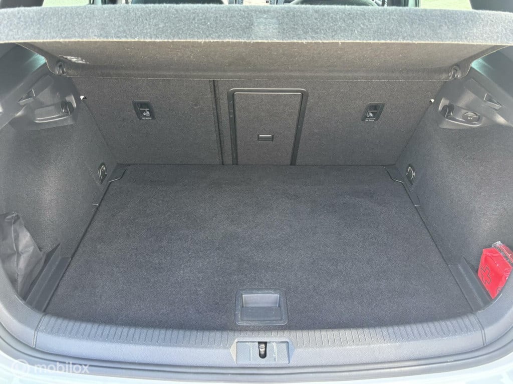 Volkswagen Golf 2.0 tsi gti performance,dsg, pano, acc