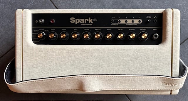 Spark 40 als nieuw.