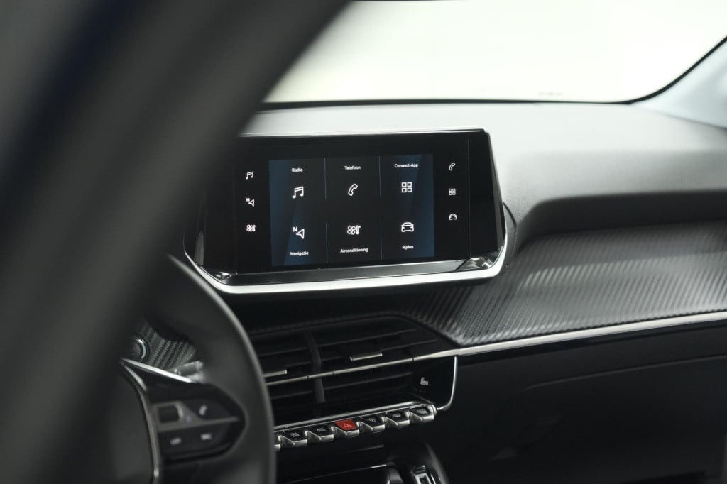 Peugeot 208 puretech 100 allure | adaptieve cruise control | camera | apple