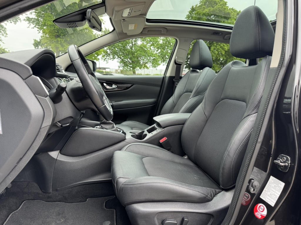 Nissan Qashqai 1.3 dig-t n-connecta design + comfort pack | panoramadak | a