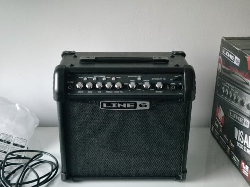 Line 6 Spider IV 15