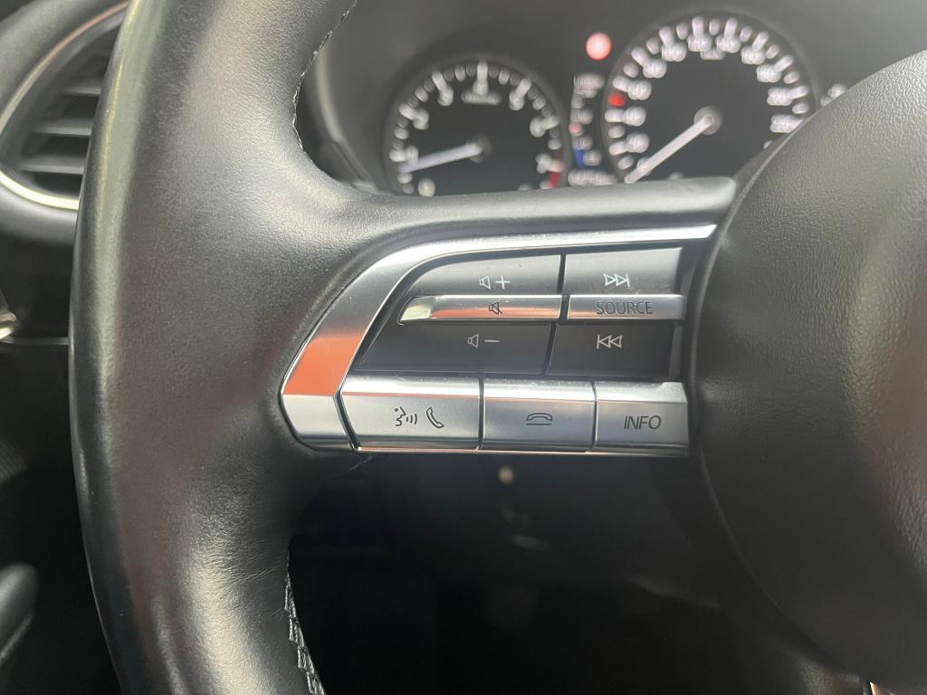 Mazda 3 2.0 skyactiv-x 180 pk luxury |aero pack|bose|trekhaak|rijklaar