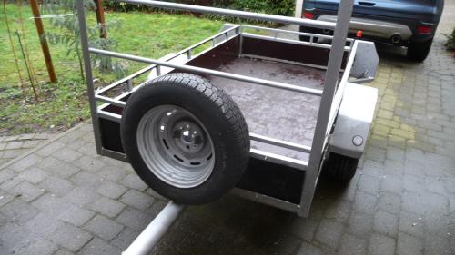 TE KOOP ONGEREMDE ENKELASSER