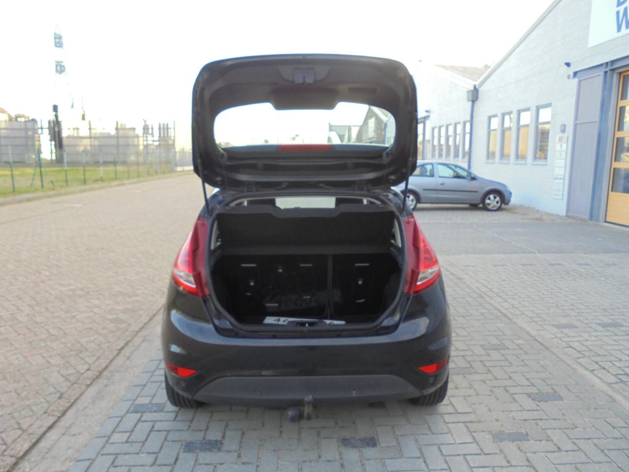 Ford Fiesta 1.25 Titanium | NAP Logisch | Distributieriem vervangen!