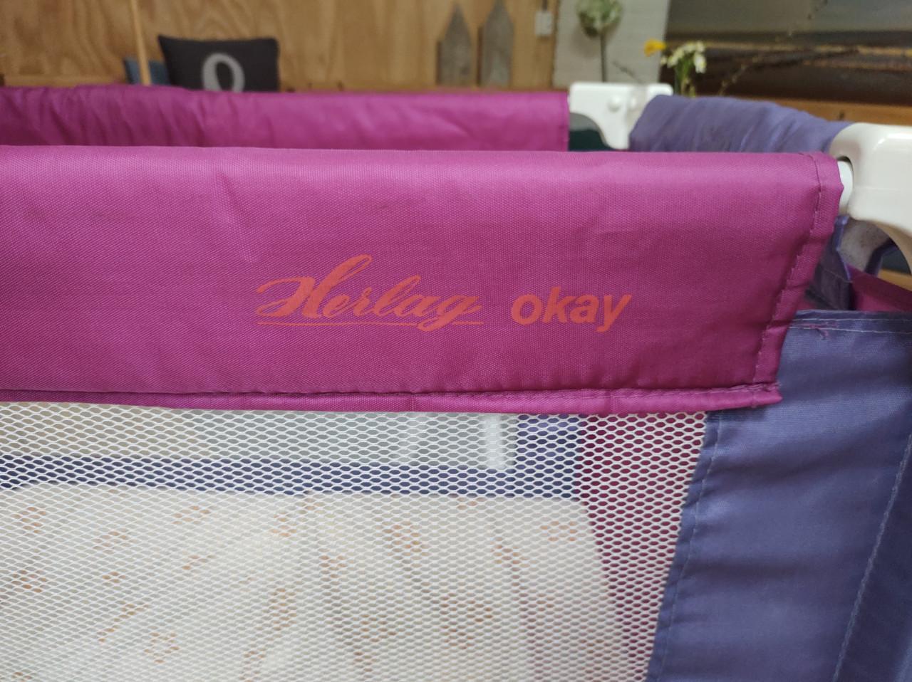 Prachtig opvoubaar ledikantje, kinderbedje of campingbedje. Merk: Herlag