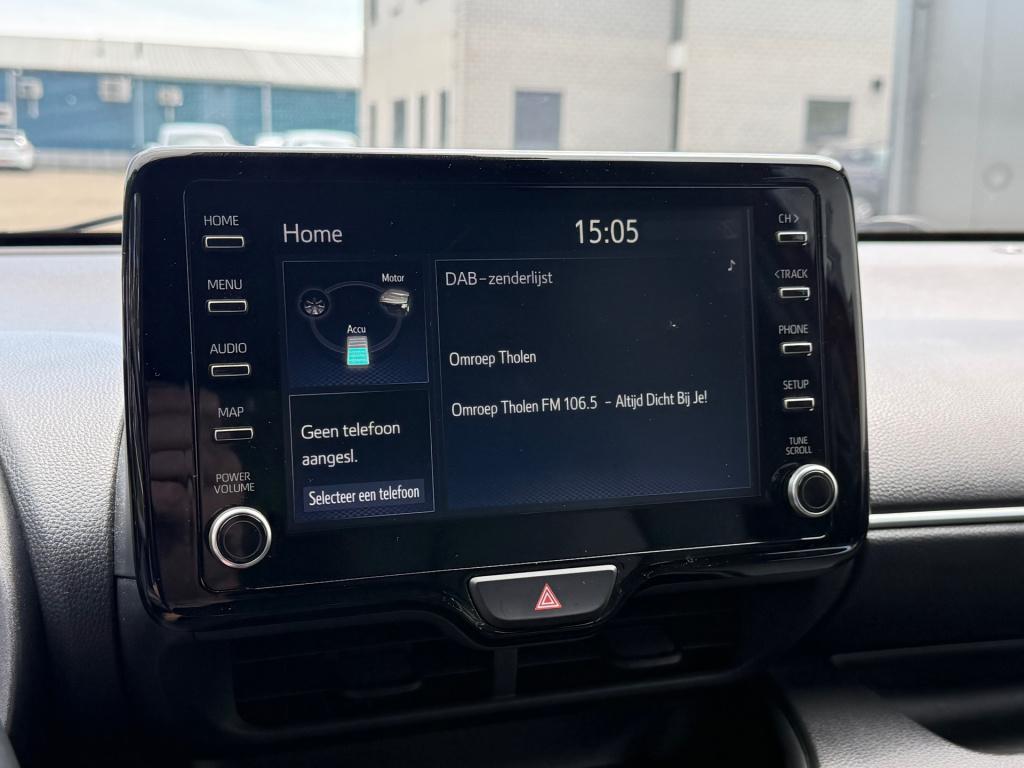 Toyota Yaris 1.5 hybrid executive