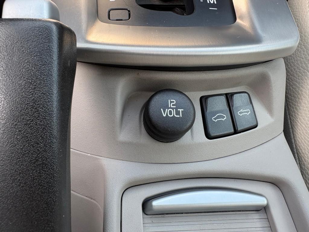Volvo C70 convertible 2.4 momentum