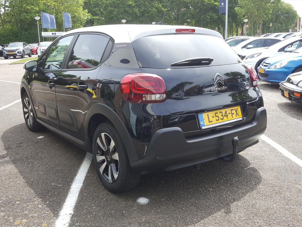 Citroen C3 1.2 puretech 83pk s&s c-series trekhaak | navigatie | cruise & c